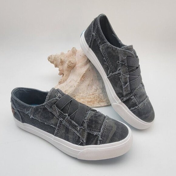 Blowfish Shoes - Blowfish Marley slip on low top Sneakers Gray Camo Size 10